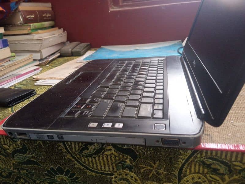 Dell 3rd generation 4gb RAM 14000 PKR 1