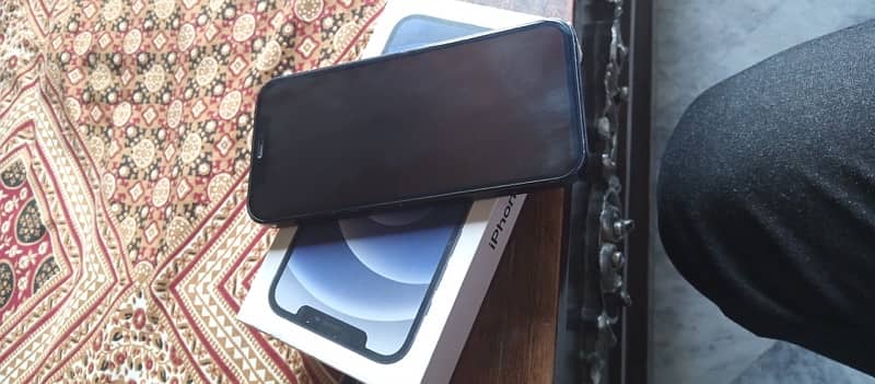 Iphone 12 128gb factory unlock with box 2