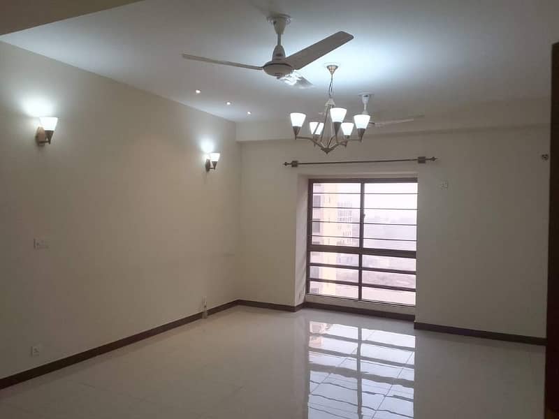 Askari Tower 3 Bedrooms Apartment Available for Rent in Dha phase 5 Islamabad 6