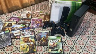 XBOX 360 SLIM WITH ACCESSORIES