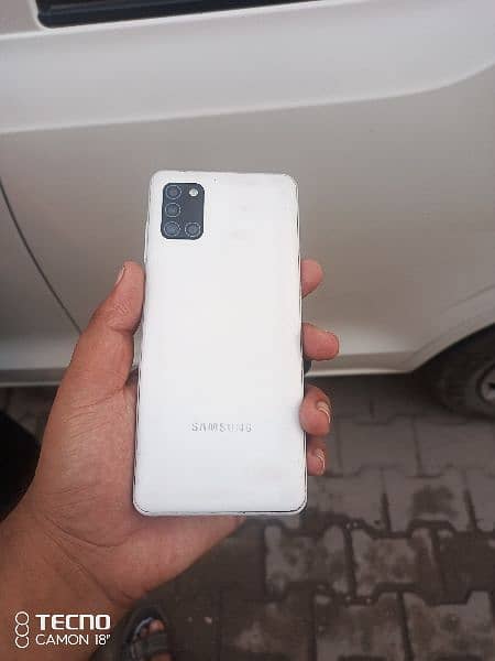 Samsung Galaxy A31 4/128 1