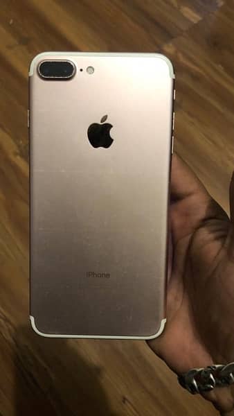 i phone 7 plus  32gb Factory unlock pta 3