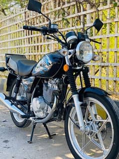 Suzuki Gs150SE