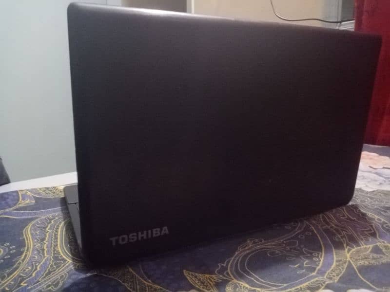 tushiba laptop sell and exchnge for mobile 3