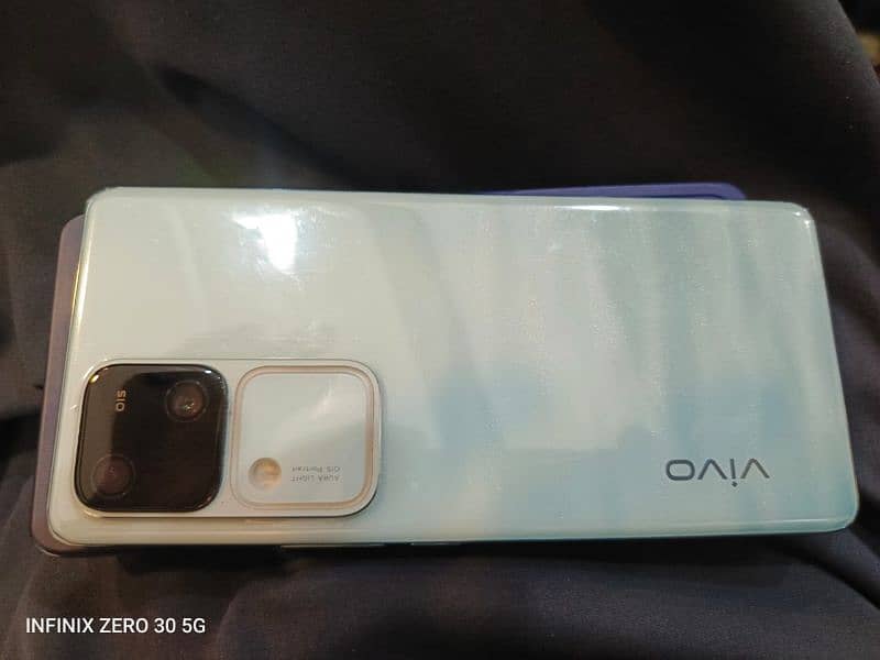 vivo v 30 0