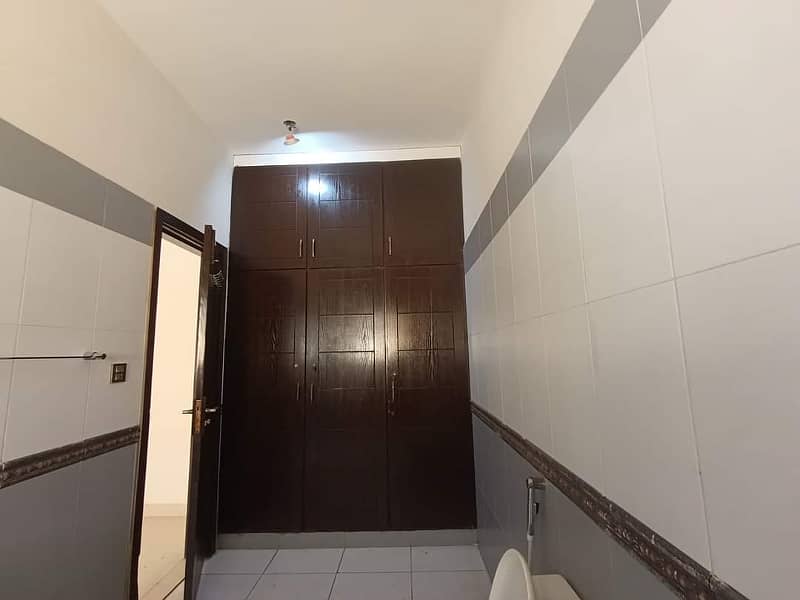 10Marla Upper Portion Available For Rent in Jasmine Block Bahria Town Lahore 5