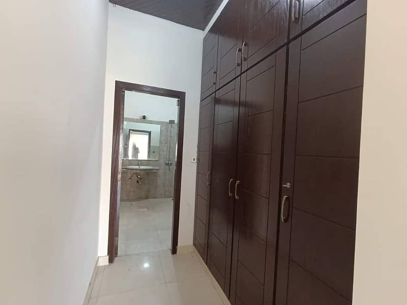 10Marla Upper Portion Available For Rent in Jasmine Block Bahria Town Lahore 8