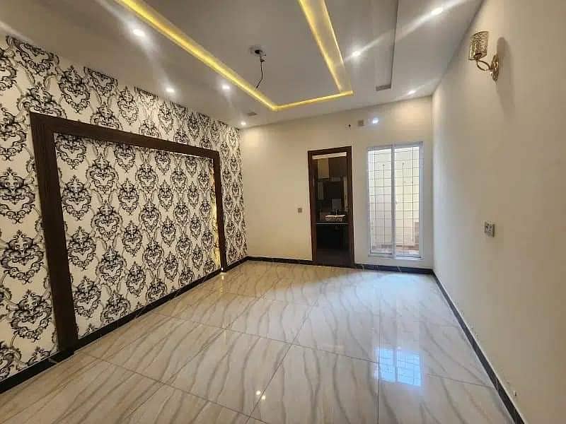 10Marla Like Brand New Upper Portion Available For Rent in Ghaznavi Block Bahria Town Lahore 6