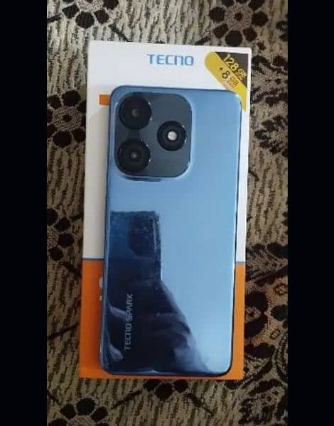 TECNO SPARK 10C (4+4/128) COMPLETE BOX  EXCHANGE POSSIBLE 2