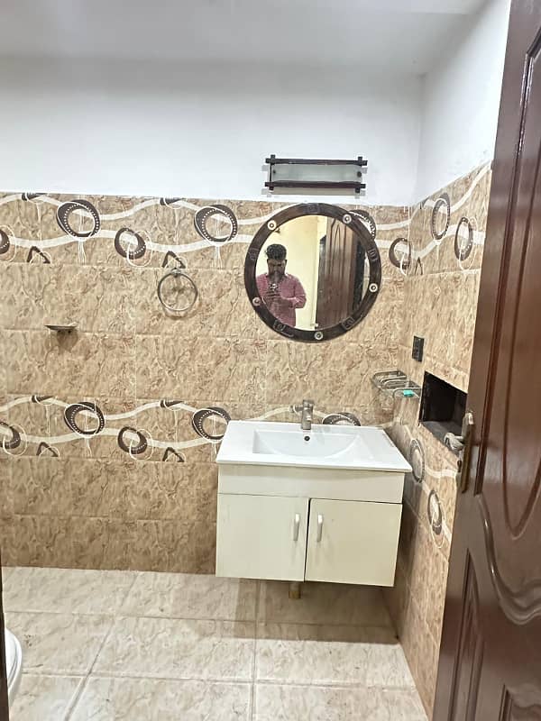 5Marla House Available For Rent in Secter D Bahria Town Hall 6