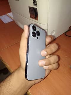 I Phone 13 Pro 0