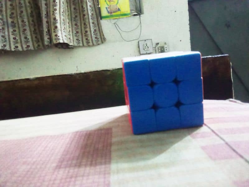 R. s 350  Rubik's Cube    3×3 1