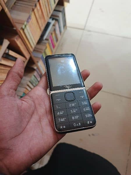 iTel power 700 3