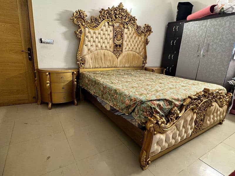 Solid chinioti double bed set 2 months used 3