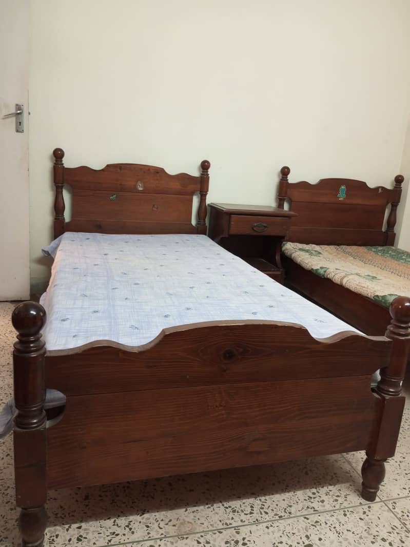 Wooden Bed Set FOR SALE!!! 1