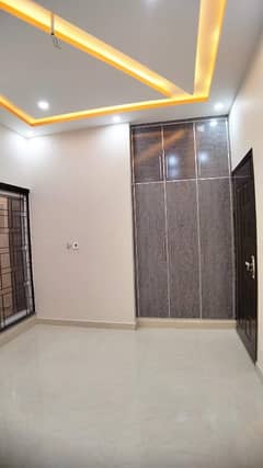 Neat And Clean Ground Floor Portion New West Open Corner 4 Bath Rooms Near National Stadium AOHS DOHS