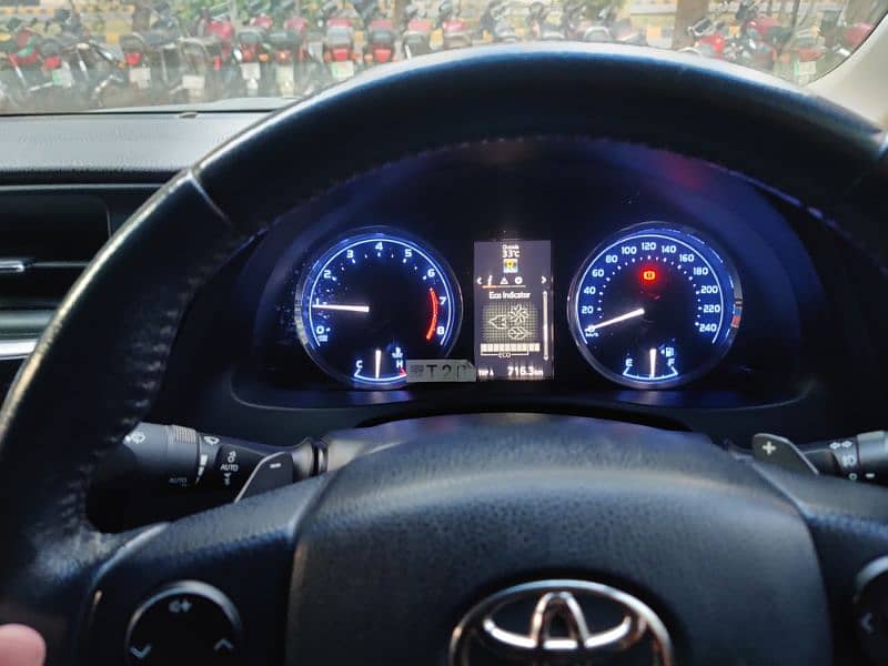 Toyota Altis Grande 1.8 X Black interior 2022 10