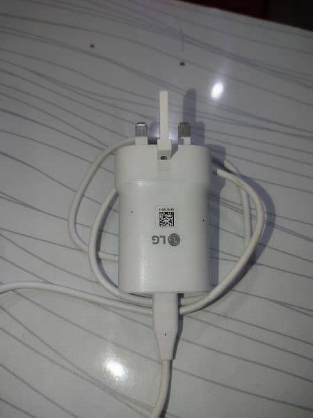 Lg v60 100% original adapter uk plug  only 2