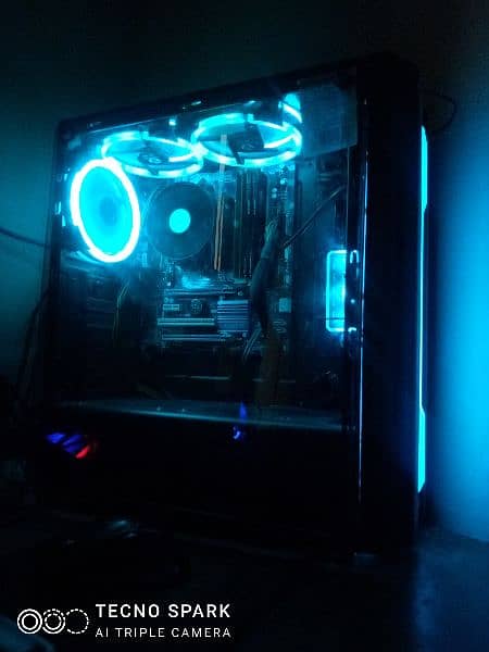 GAMING PC  i7 RGB 7