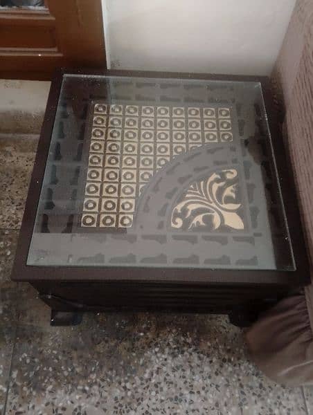 Center table with 2 side tables for sale 2