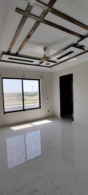 1 Kanal Upper Portion Available For Rent 13