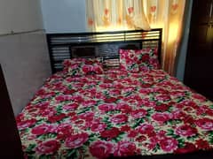 king size iron bed without mattress