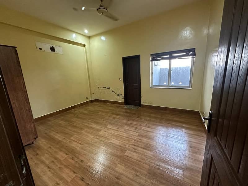 One Bed Apartment Available For Rent 1