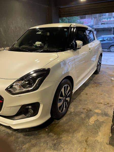 Suzuki Swift RS turbo 1