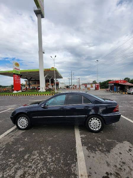 Mercedes C Class 2001 1