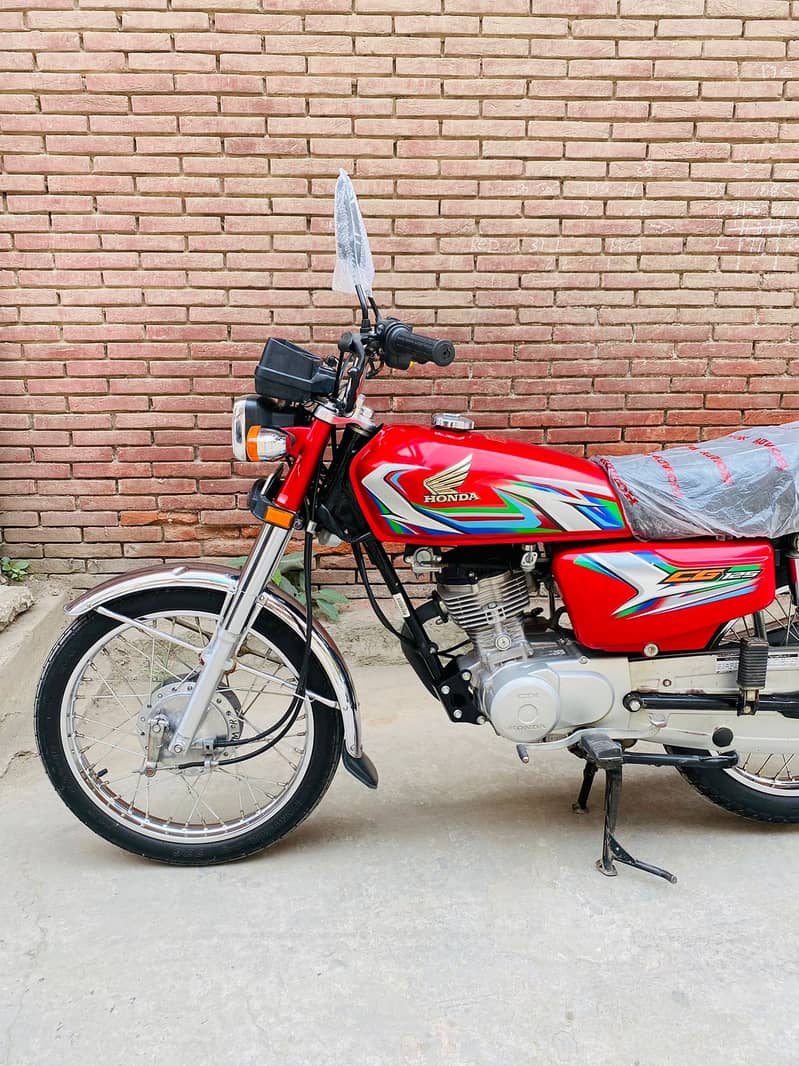 Honda CG125  2023model new condition Register 2024 03224886306 6