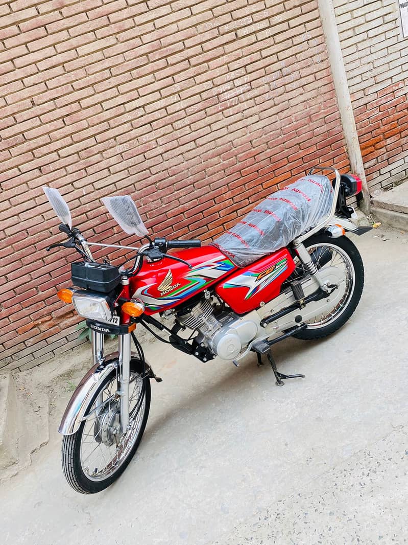 Honda CG125  2023model new condition Register 2024 03224886306 9