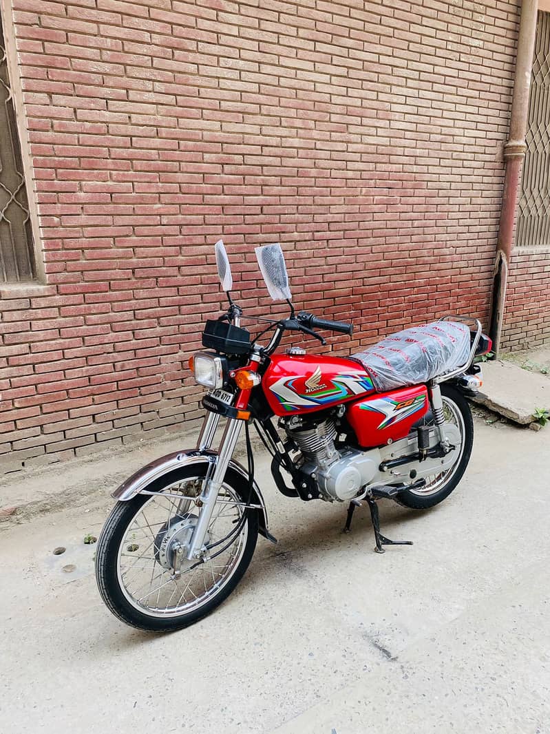 Honda CG125  2023model new condition Register 2024 03224886306 11