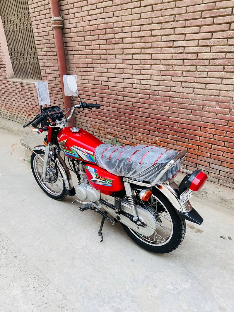 Honda CG125  2023model new condition Register 2024 03224886306 12