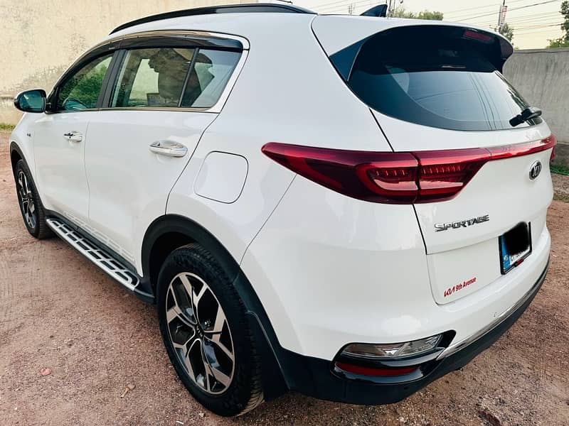 KIA Sportage AWD 2021 5