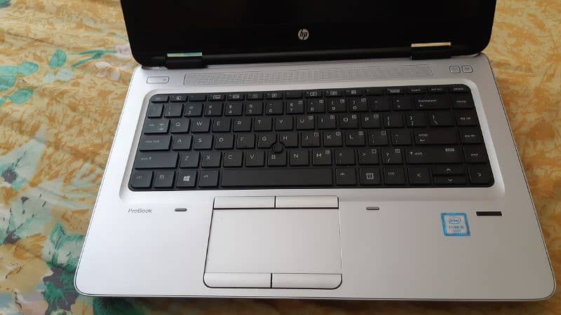 HP Probook 640 G2 Scratch Less 1