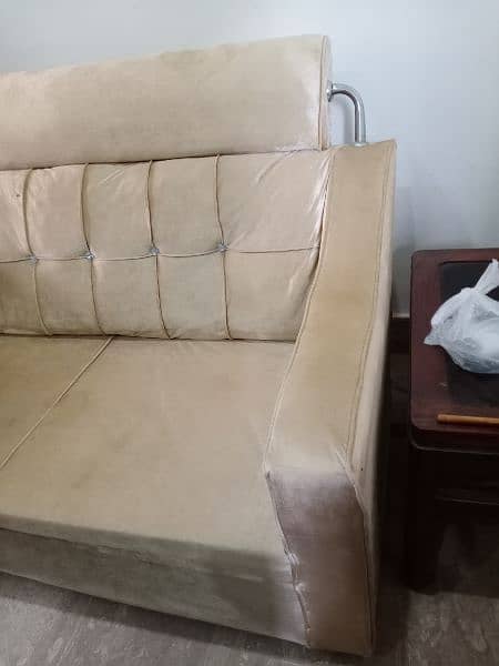 4 Seater Sofa 1