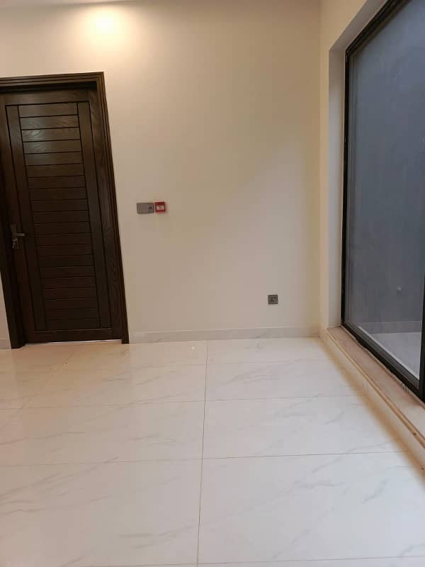 4 Bed 10 Marla Double Unit House For Rent In DHA Phase 1 Lahore 6