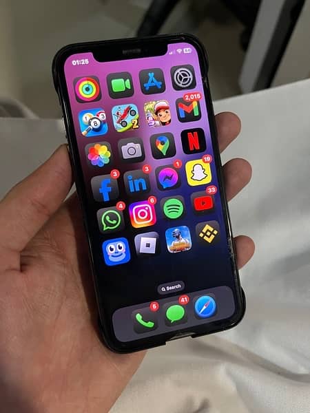 iphone xs 3