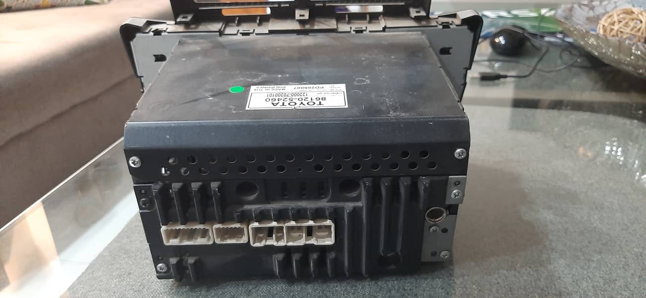 Toyota vitz CD/DvD player 3