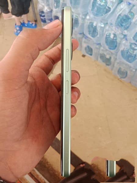 vivo y03 4 gb ram 128 gb memory contact no 03447984171 3