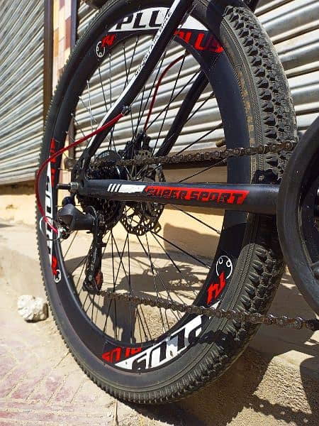 PLUS 26" MOUNTAIN BIKE 2