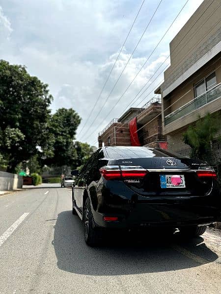 Toyota Corolla Altis 2020 4