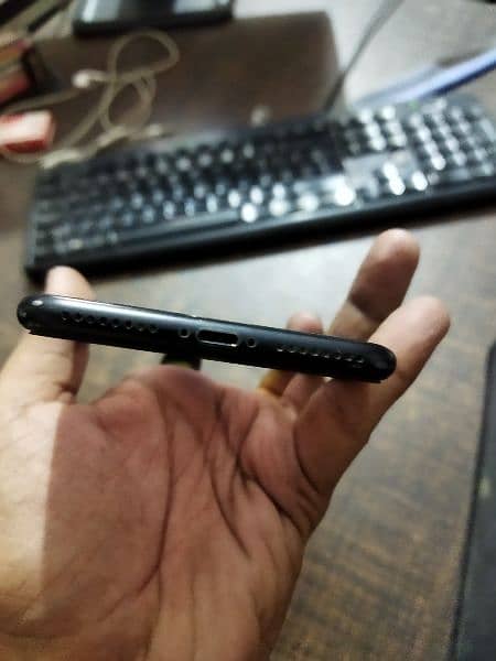 iphone 7 plus for urgent sale 10/10 condition 1