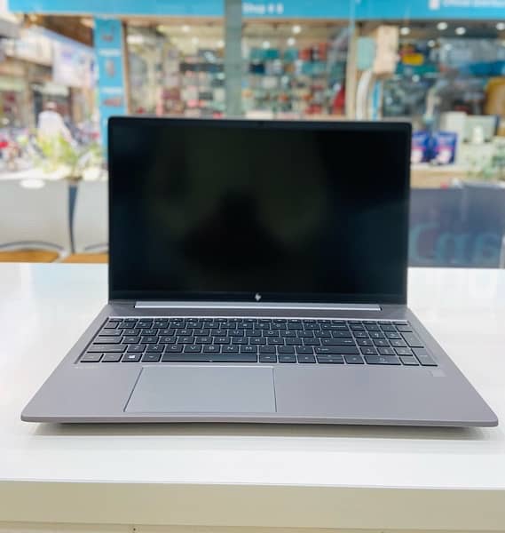 Hp ZBook power G8 15.6inch i7-11th Gen 32Gb Ram 1TbSSd 4GbNvidia T1200 2