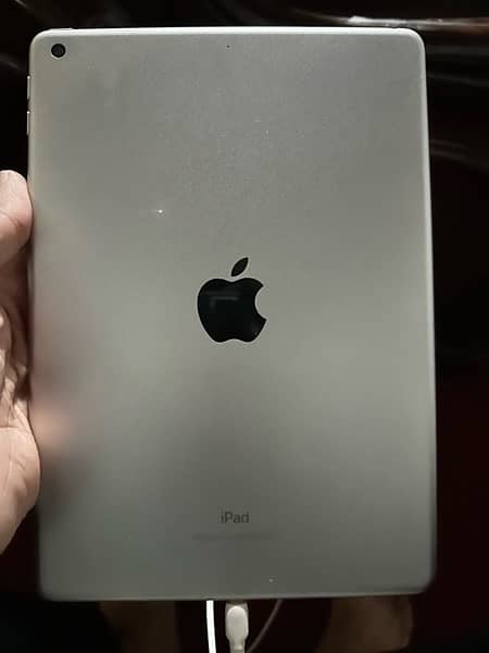 Apple ipad 6 32gb 1