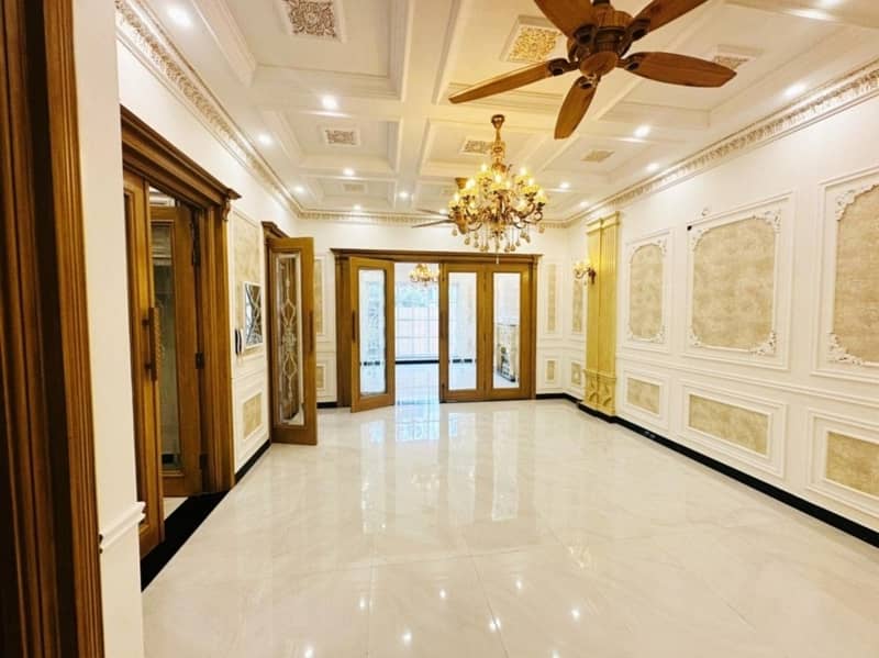 10 Marla Spanish House Available For Sale In Paragon City Lahore 17