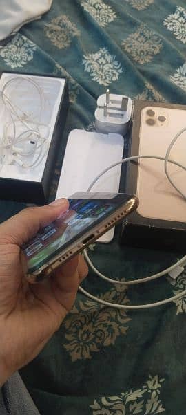 iphone 11 pro max, 256 GB, dual physical PTA Approved 7