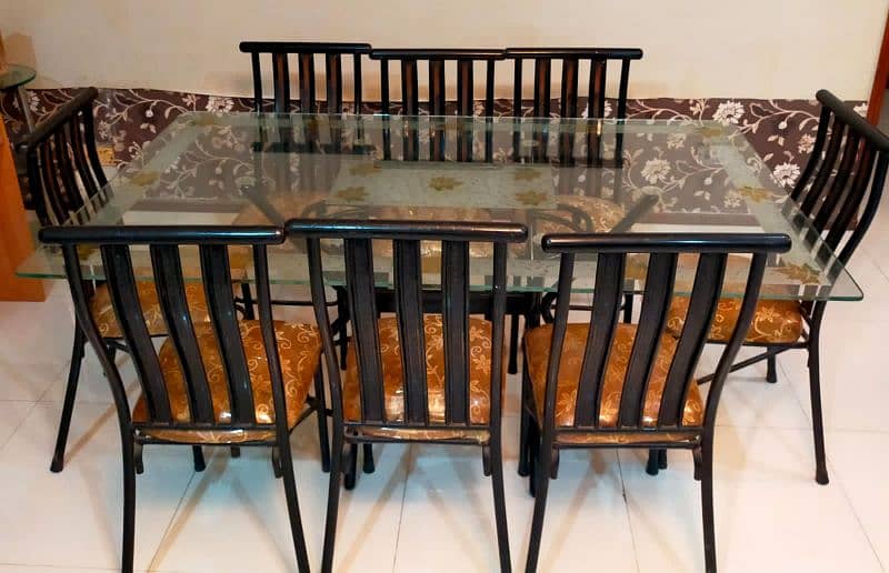 Dining table chairs 0