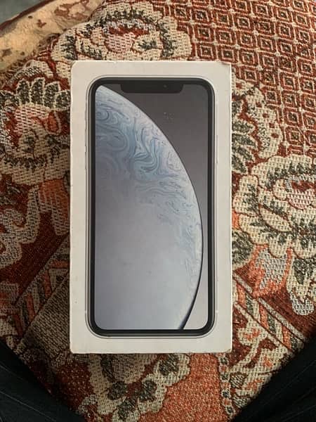 iphone xr white color pta approved 5