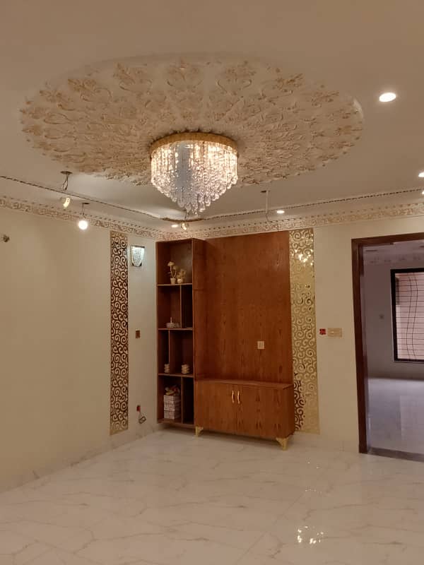 10 marla house for sale in paragon city lahore 6